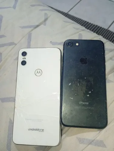 Celulares pra concerto ou peças iphone7 & Motorola motoone