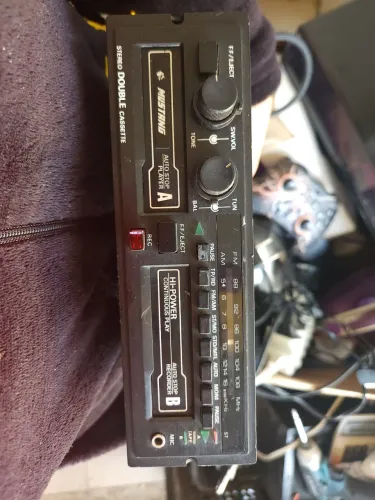 Radio Mustang original