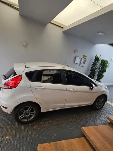 Ford Fiesta SEL 1.6 16V Flex Mec. 5P 2019