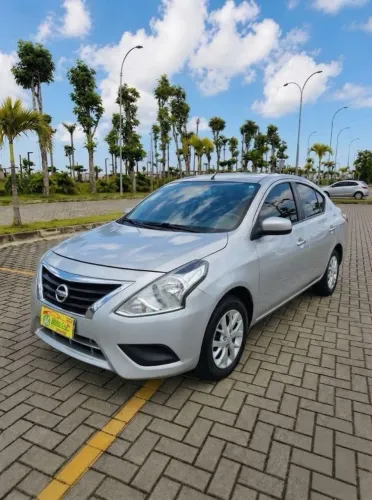 Nissan Versa Sense 1.6 16V Flex AUT 2017