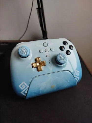 Controle 8 Bitdo Genshin Impact