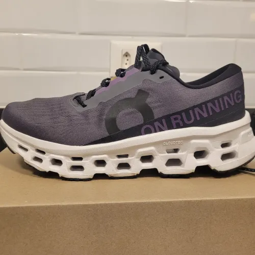 Tênis On masculino Cloudmonster 3 nr 40