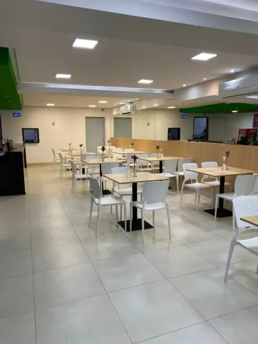 VENDO RESTAURANTE DE SALADAS E COMIDA FITNESS ST OESTE