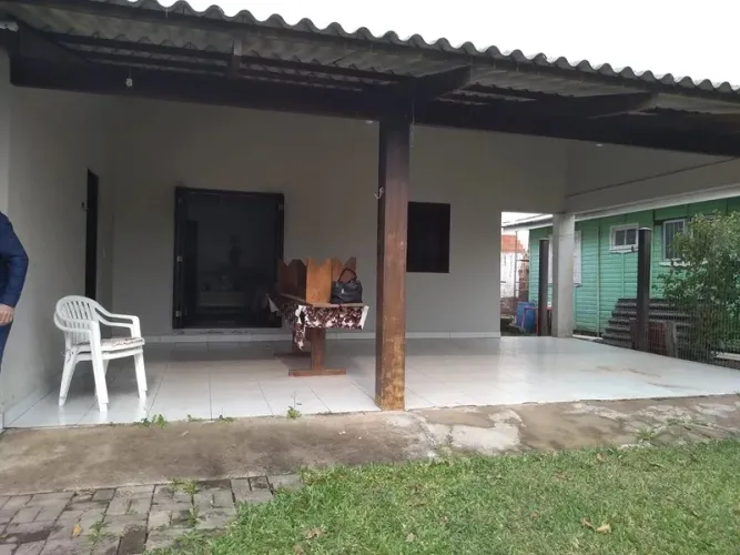 Casa à Venda em Imbé  Excelente Oportunidade Próxima ao Mar!
