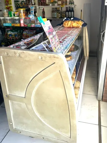 Balcão para Pães, Canjicas, Pamonha, Bolos e Salgados. 