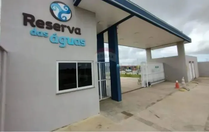 ALUGO casa Condomínio reserva das águas 