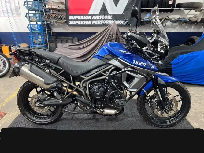 Triumph Tiger XRX 800 