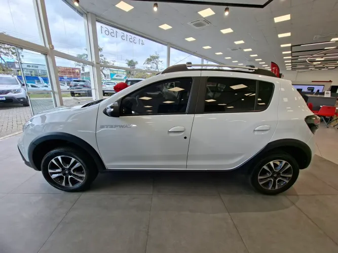 Renault Stepway Iconic Flex 1.6 16V Aut. 2024
