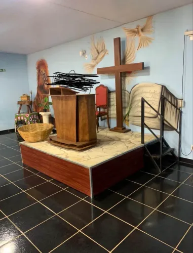 Altar de igreja completo