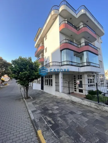 SALA TÉRREA COM 180m² NO MEDIANEIRA