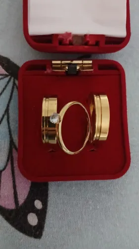 Aliança de moedas antiga