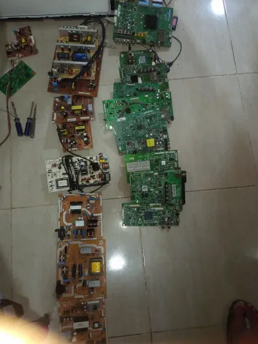 Placas de vídeos , e fontes tv( 30 reais unidade)
