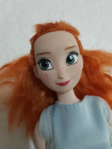 Boneca Disney Anna fronzen 
