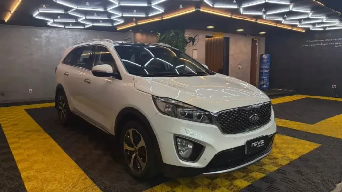 Kia Motors Sorento 3.3 V6 24V 270cv 4X2 Aut. 2016