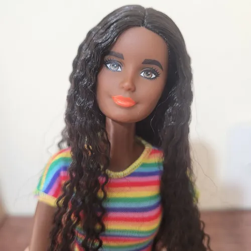 Barbie Negra  Rara MTM ITEM DE COLECIONADOR,  LINDÍSSIMA.  ( vai como nas fotos ).