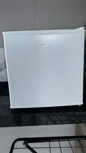 Frigobar Midea 45L Branco