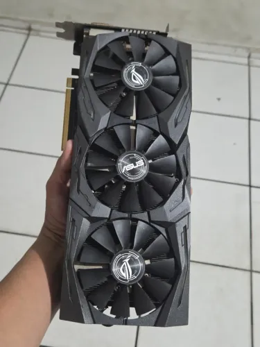 Asus RX 580 8GB 2304sp ORIGINAL - ROG STRIX - 3 meses de garantia