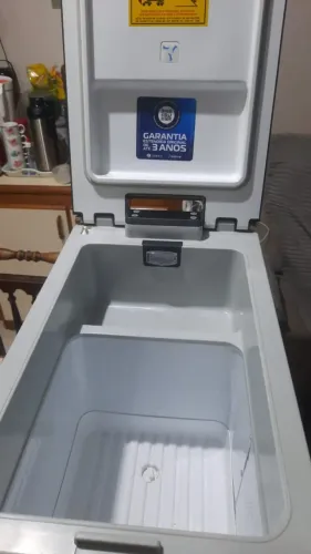 Geladeira Portátil Resfriar 31L Digital - Ideal para Caminhão e Carro