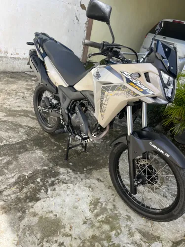 Sahara 300 ADV