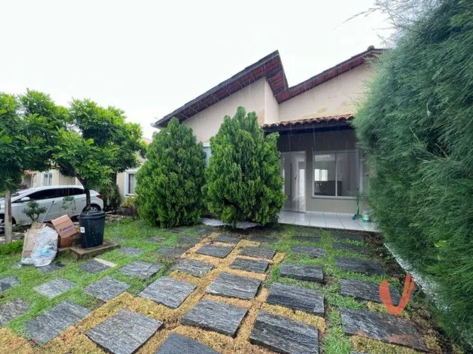 Casa com 3 dormitórios para alugar, 71 m² por R$ 2.121,77/mês - Urucunema - Eusébio/CE