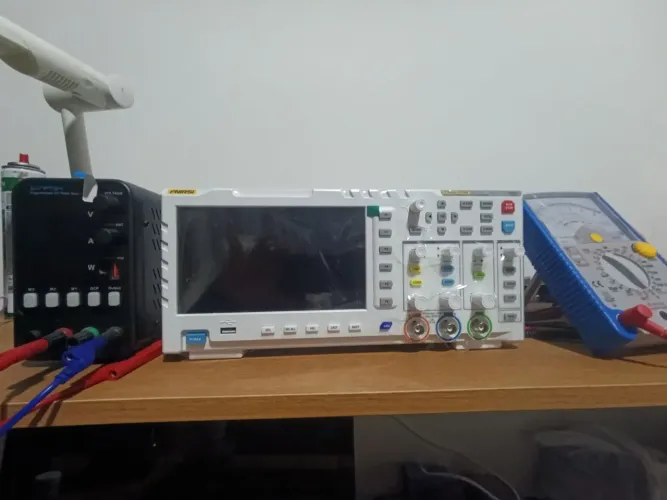 Osciloscópio fnirsi 1014D 100MHZ