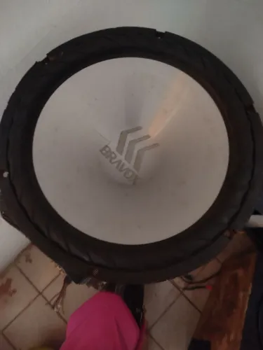 subwoofer Bravox de 12