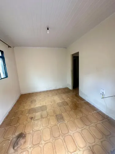 Casa para Locação em Presidente Prudente, VILA GENI, 2 dormitórios, 1 banheiro
