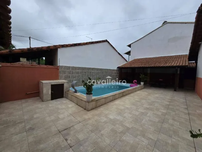 Casa com 2 dormitórios à venda, 56 m² por R$ 410.000,00 - São José do Imbassaí - Maricá/RJ