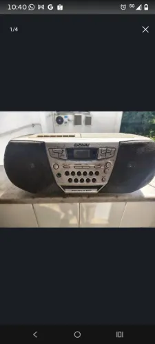 Som boombox Sony  cfd S22 com desfeito 