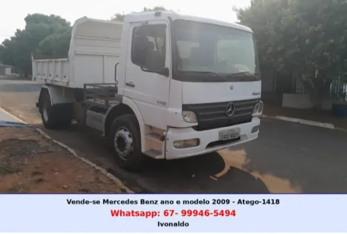 Caminhão caçamba