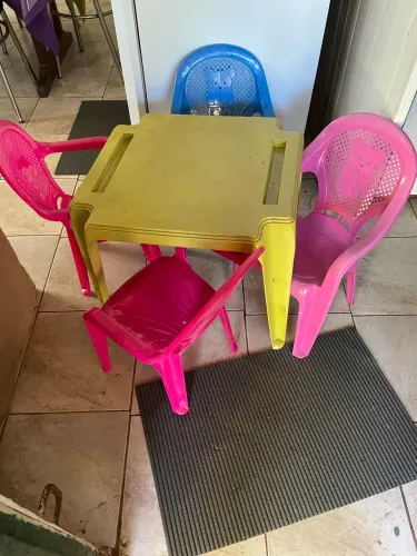 Mesinha infantil