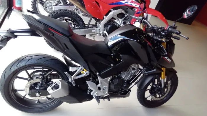 Twister preta sem uso zero zero km 28900