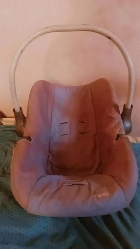 Vendo bebê-conforto R$50