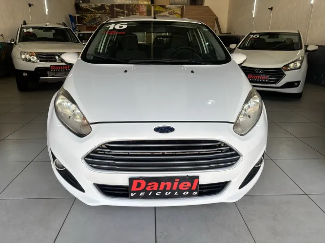 Ford Fiesta 1.6 16V Flex Mec. 5P 2016