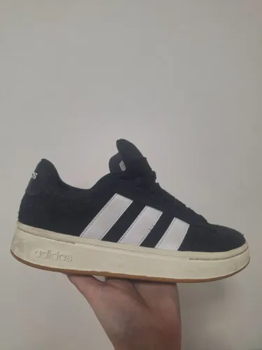 Tênis Adidas Grand Court Alpha