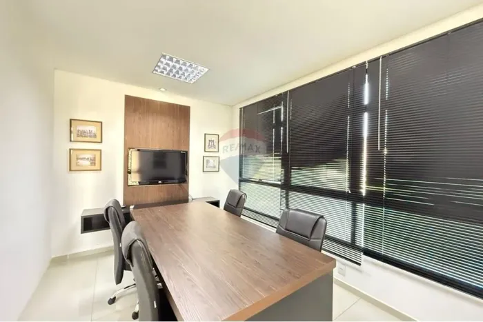Sala Comercial Mobiliada para Locação no Condomínio Vértice - Valinhos/SP