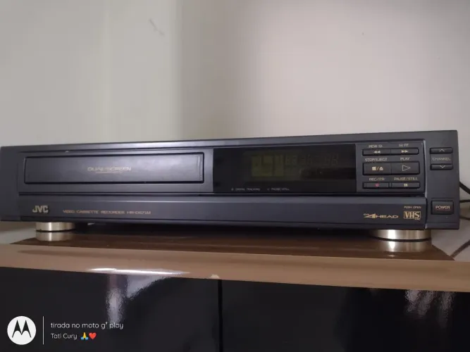 Vendo antigo aparelho JVC Vídeo Cassete Blu-Ray com defeito 