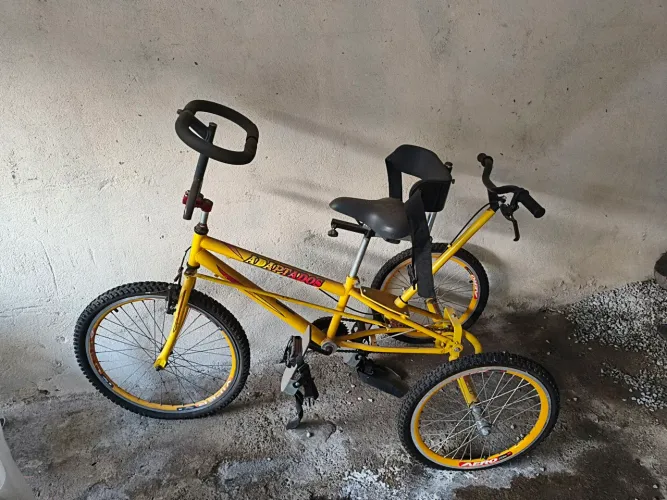 Bicicleta adaptada para crianças especial