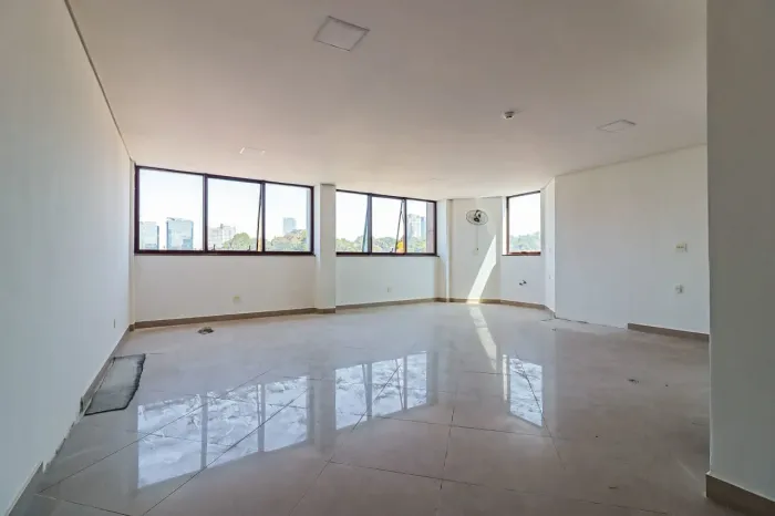 Sala comercial na Avenida Morumbi, 6901 - Conjunto 73 57 m²