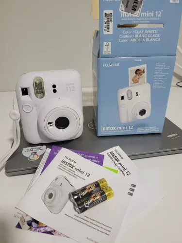 Câmera Instantânea FUJIFILM