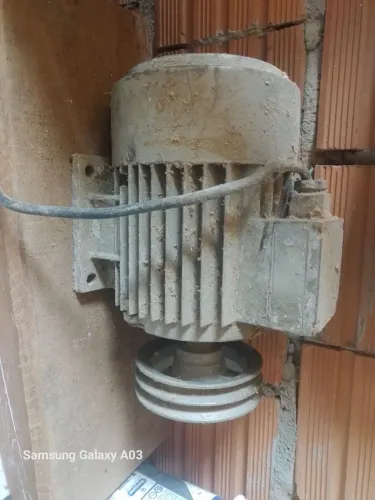 Motor elétrico 