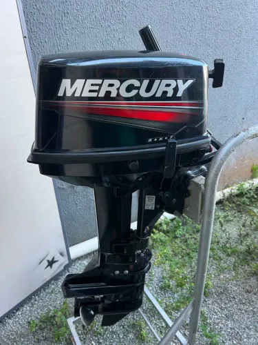 Motor Mercury popa 2T carb. 8hp-M