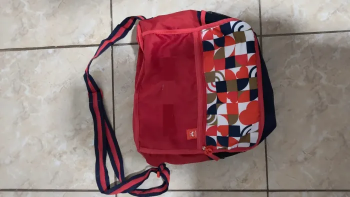 bolsa térmica e raquete elétrica 