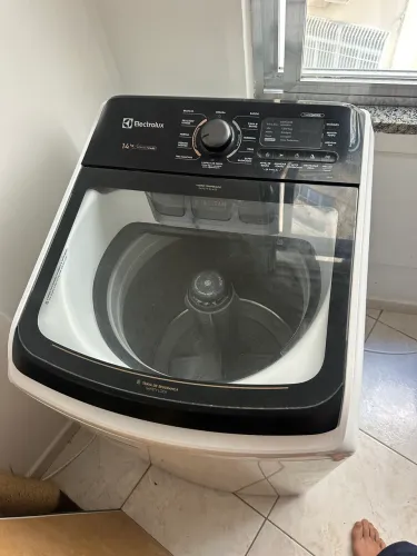 Maquina de Lavar Electrolux 14 kg PERFECTCARE
