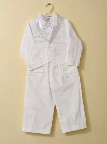 Trajes infantis brancos