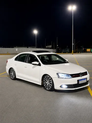Volkswagen Jetta Comfortline 2.0 T.flex 8V 4P Tipt. 2013