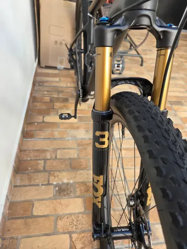 Suspensão Fox 32 kashima SL 2026 semi-zero