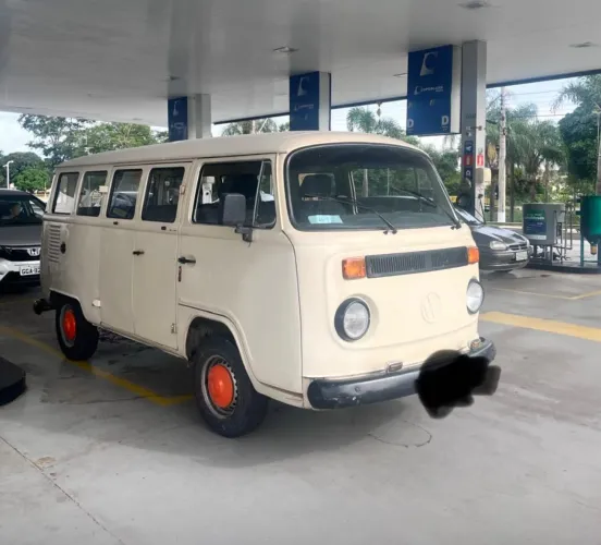 Volkswagen Kombi Standard/ Luxo/ Serie Prata 1996