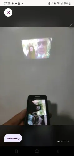 Celular com projetor jelly bean