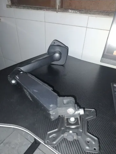 Braço articulado a gás para monitor